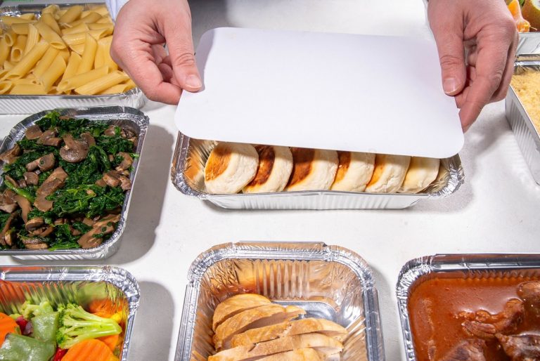 Aluminium w pakowaniu mięsa – praktyczne korzyści dla producentów